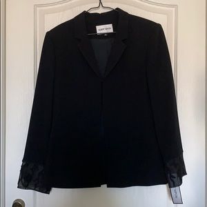 ALBERT NIPON BLACK BLAZER WITH SLEEVE DETAILING